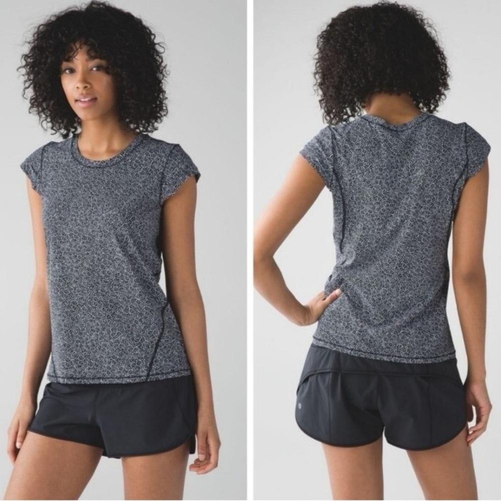 Lululemon Sunaway Runaway Short Sleeve Freckle Flower Black White fits 4/6